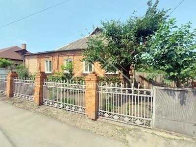 будинок за адресою Чемпіонів вул.