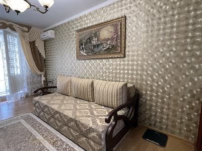 квартира за адресою Довженка, 16