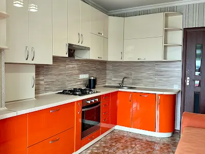 квартира за адресою Соборна вул., 126/16