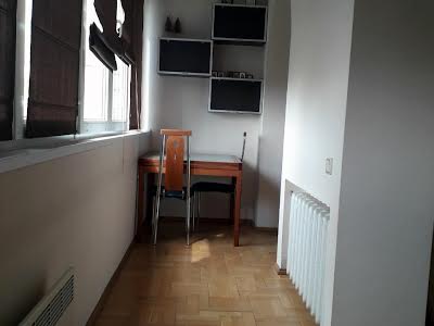 квартира за адресою Михайла Омеляновича-Павленка вул. (Суворова), 13