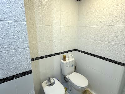 квартира по адресу Патриарха Мстислава Скрипника ул., 40