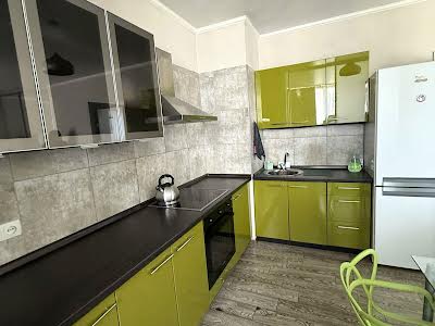 квартира за адресою Радужна вул., 22
