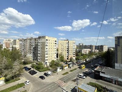 квартира за адресою Івана Кавалерідзе вул. (), 4