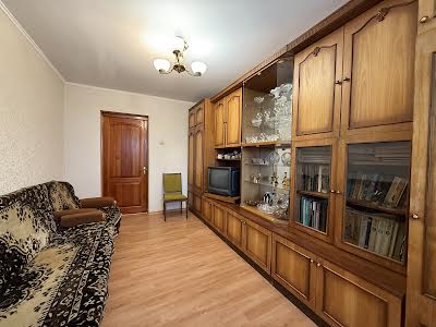 квартира за адресою Миколи Садовського вул., 12