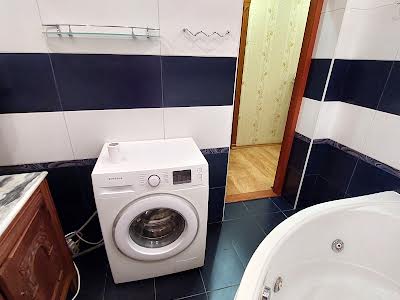 квартира за адресою Велика Васильківська вул. (Червоноармійська), 145/1