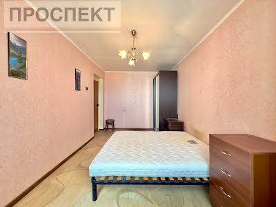 квартира за адресою Заливна вул., 1