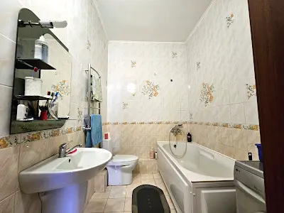 квартира за адресою Миколи Лаврухіна вул., 6
