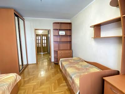квартира за адресою Миколи Ушакова вул., 34-А