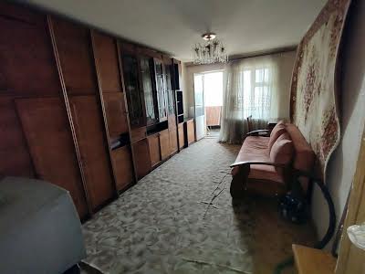 квартира за адресою Євгена Танцюри вул., 74/2