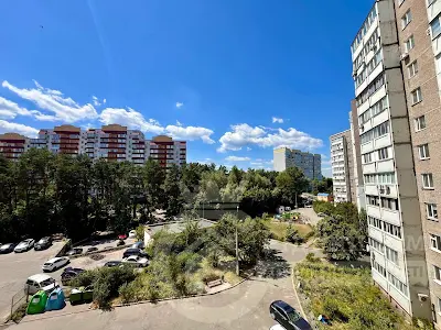 квартира за адресою Соснова вул., 8