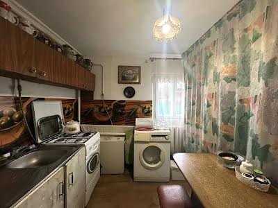 квартира за адресою Військова, 14