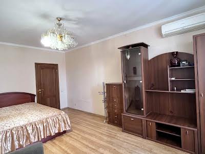 квартира за адресою Миколи Голего вул. (Лебедєва-Кумача), 5