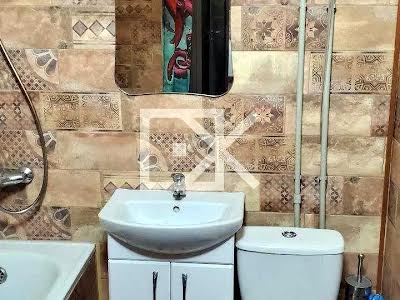 квартира за адресою Соломії Крушельницької вул., 13