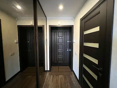 квартира за адресою Яблунева вул., 13
