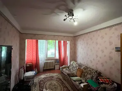 квартира по адресу Героїв Небесної Сотні ул., 9