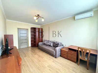 квартира по адресу Авиаконструктора Игоря Сикорского ул. (Танковая), 1-Б