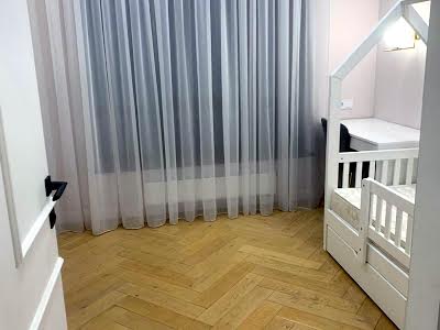 квартира за адресою Львів, Ярославенка Я., 32