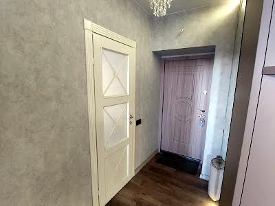 квартира по адресу с. Святопетровское, Богдана Хмельницкого ул., 11б