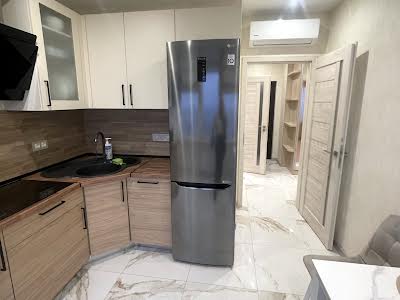квартира за адресою Басейна вул., 6А
