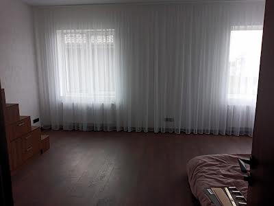 дом по адресу Центральна