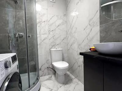квартира за адресою Довженка вул., 24