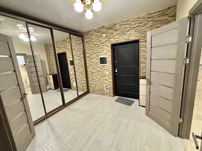 квартира за адресою Драгоманова вул., 2-А