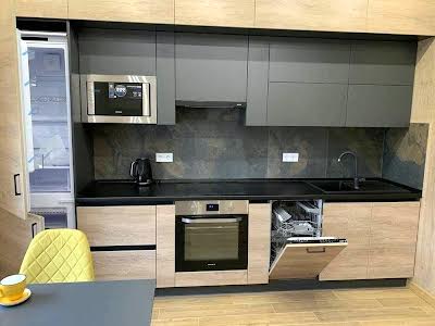 квартира за адресою Ревуцького вул., 40Б