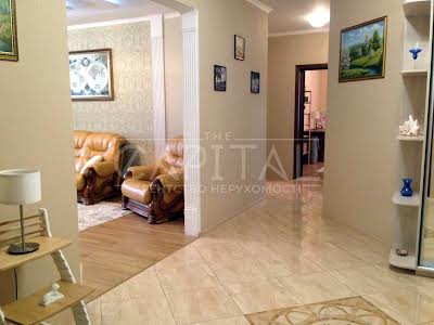 квартира за адресою Ніжинська вул., 5