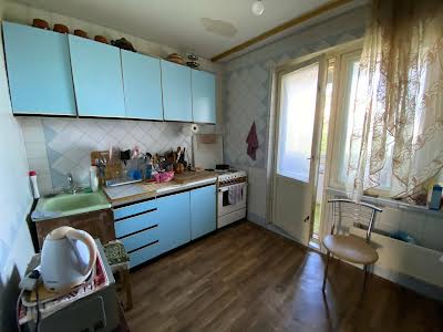 квартира за адресою Миколи Закревського вул., 33