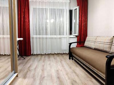 квартира за адресою Озерна вул., 16