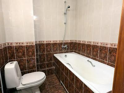 квартира за адресою Федора Ернста вул., 2