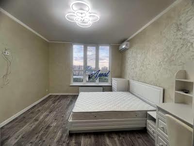 квартира за адресою Академіка Заболотного вул., 15-В
