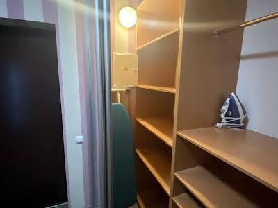 квартира по адресу Драгоманова ул., 2-Б