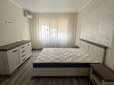 квартира за адресою Ольги Кисілевської вул., 27