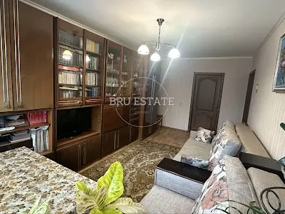 квартира за адресою Миколи Ушакова вул., 14