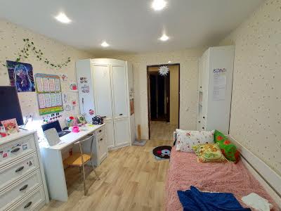 квартира за адресою Солідарна вул., 2