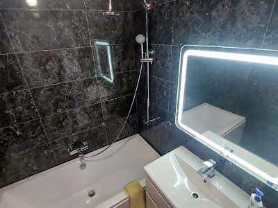 квартира за адресою Миколаїв, Артилерійська вул., 10