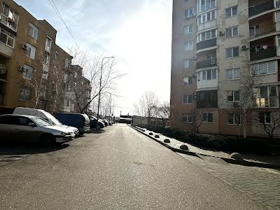 квартира по адресу пгт. Авангард, Торгова, 7