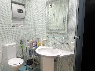 квартира за адресою Драгоманова вул., 17