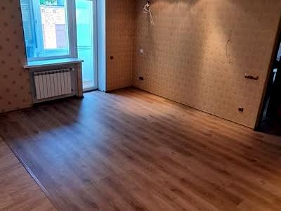 квартира за адресою 12-та Поздовжня вул., 16