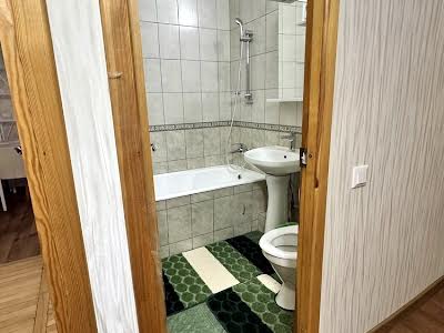 квартира за адресою Стадіонний проїзд, 2/1