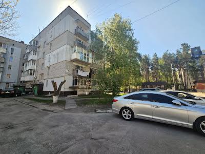 квартира за адресою Щаслива вул., 5