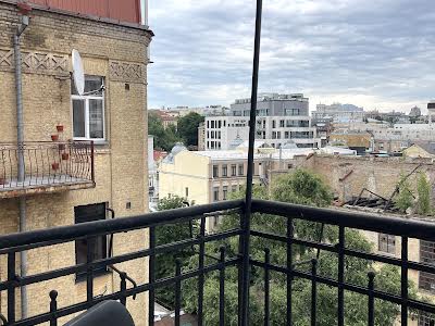 квартира по адресу Малая Житомирская ул., 16/3