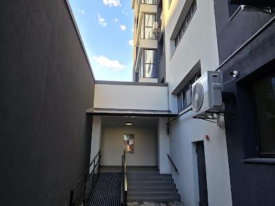 квартира по адресу Степана Бандеры ул., 77