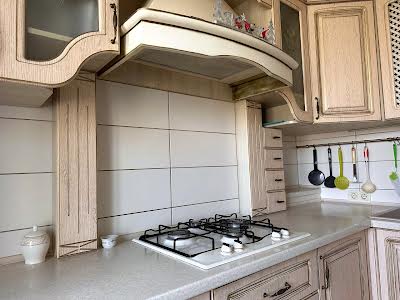 квартира за адресою Янтарна вул., 73