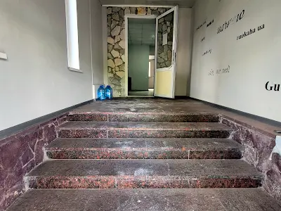 коммерческая по адресу Робітнича, 19