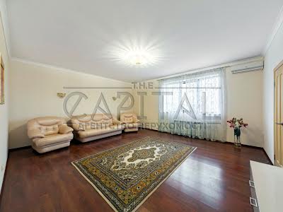 будинок за адресою Кленова вул., 8