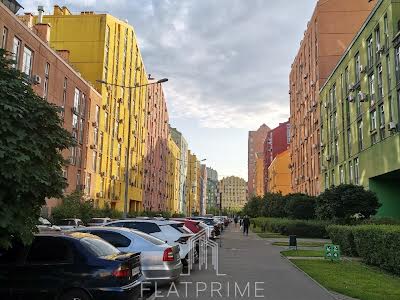 квартира за адресою Регенераторна вул., 4 к1