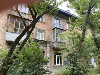 квартира за адресою Катерини Білокур вул., 8
