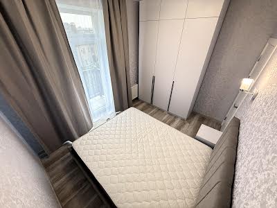квартира по адресу Творческая ул., 57